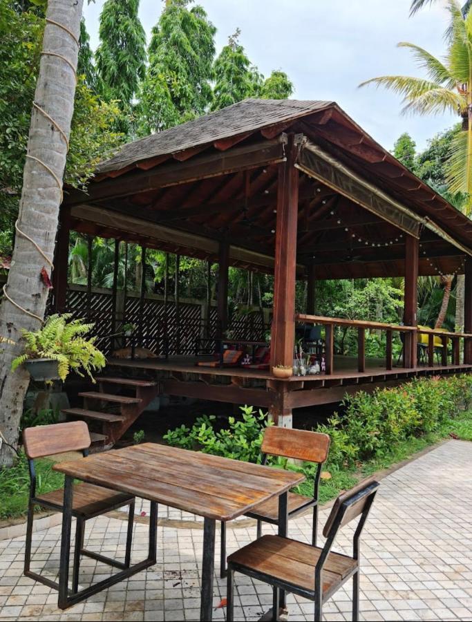 Chill Inn Lipa Noi Hostel And Beach Cafe لكوه ساموي المظهر الخارجي الصورة