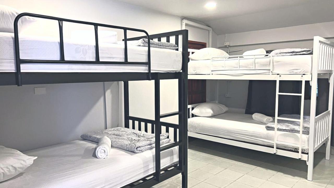 Chill Inn Lipa Noi Hostel And Beach Cafe لكوه ساموي المظهر الخارجي الصورة